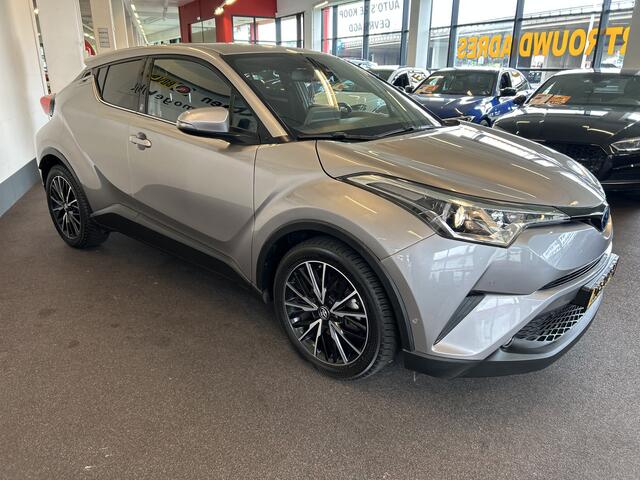 Toyota C-HR 1.8 Hybrid Dynamic | Automaat | Cruise control | Climate control | Achteruitrijcamera | Navigatie | Stoel+Stuurverwarming | Park assist | Bluetooth