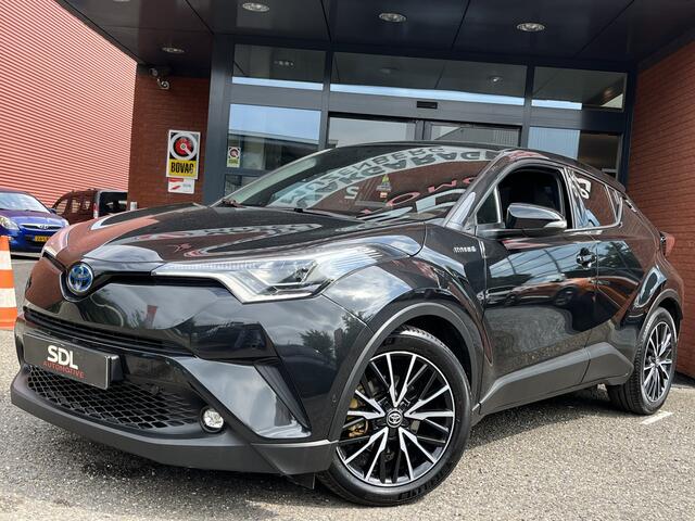 Toyota C-HR 1.8 Hybrid Executive // LED // ADAPTIVE CRUISE // NAVI // CLIMA // CAMERA //