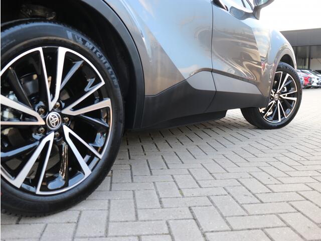 Toyota C-HR 2.0 PHEV 220 Executive I Leder I JBL I Direct leverbaar