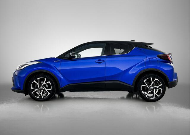 Toyota C-HR 1.8 Hybrid Adventure | Bi-Tone | Carplay | ACC + Lane Assist | Camera