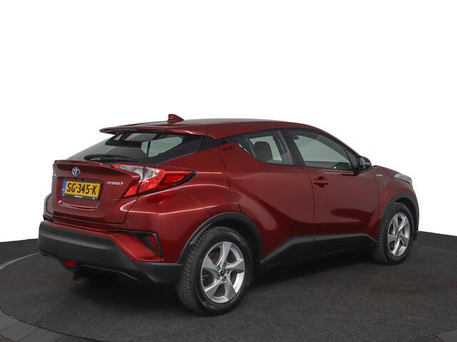 Toyota C-HR 1.8 Hybrid Active | Navigatie | Trekhaak | Lichtmetalen velgen |