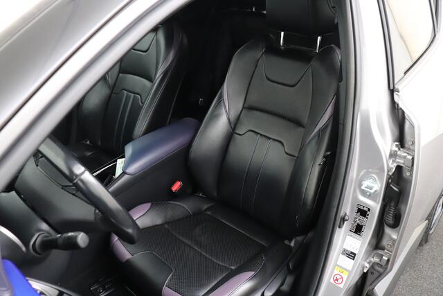 Toyota C-HR 1.2 Aut. Bi-Tone Camera Leder Stoelverw. Adapt. Cruise 18' LMV