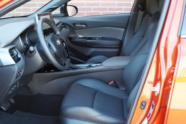 Toyota C-HR 1.8 Hybrid Style Luxury Orange Edit.