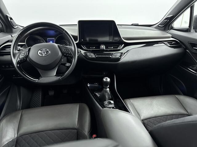 Toyota C-HR 1.2 First Edition | Stoelverwarming | Parkeersensoren | Metaallak | Lichtmetalen Velgen |