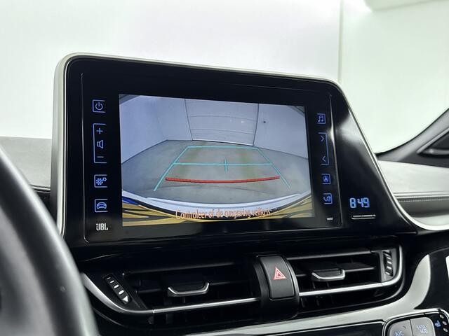 Toyota C-HR 1.2 First Edition | Stoelverwarming | Parkeersensoren | Metaallak | Lichtmetalen Velgen |