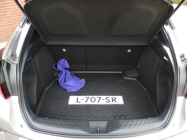 Toyota C-HR 1.8 Hybrid Business Plus / Trekhaak