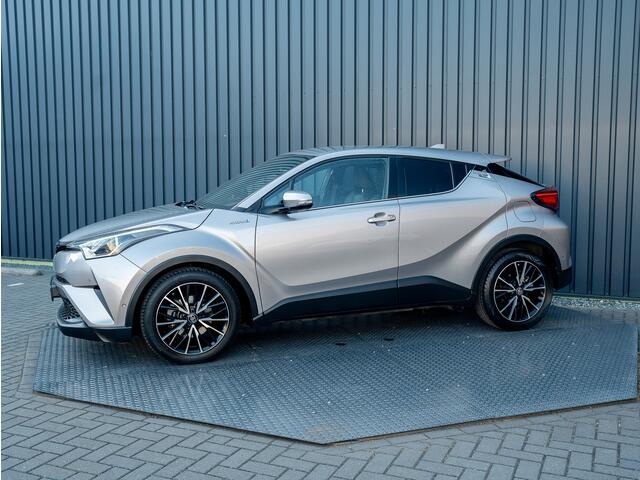 Toyota C-HR 1.8 Hybrid Executive | Dodehoek sensoren | Camera | PDC V&A | Prijs Rijklaar!!