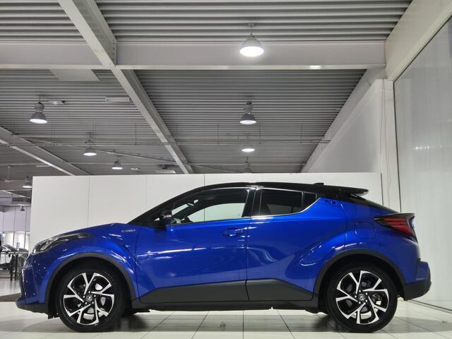 Toyota C-HR 2.0 Hybrid Bi-Tone
