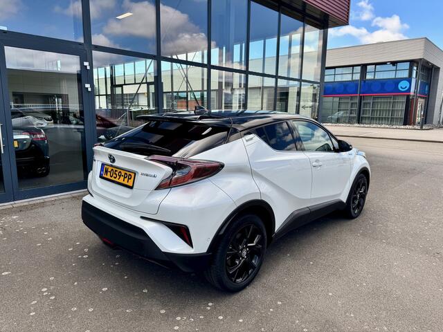 Toyota C-HR 1.8 Hybrid Bi-Tone NAVI ECC CRUISE