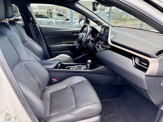 Toyota C-HR 1.8 Hybrid Bi-Tone NAVI ECC CRUISE