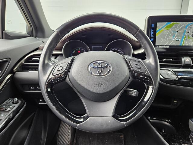 Toyota C-HR 1.8 Hybrid Executive | Bi-tone | Parkeersensoren v + a | Navigatie