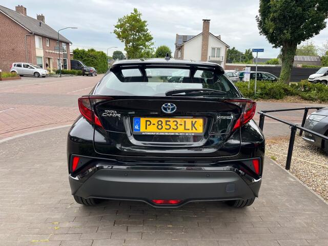 Toyota C-HR 1.8 HYBRID DYNAMIC / ADAP. CRUISE CTR. / ECC / KEYLESS / DAB / NAVI / PDC