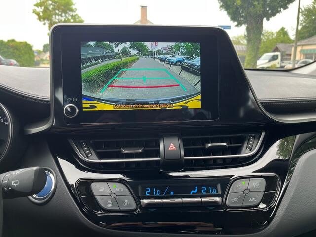 Toyota C-HR 1.8 HYBRID DYNAMIC / ADAP. CRUISE CTR. / ECC / KEYLESS / DAB / NAVI / PDC