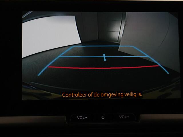 Toyota C-HR 1.8 Hybrid 140 Dynamic | Stuur- & Stoelverwarming | Parkeersensoren | Apple Carplay & Android Auto |