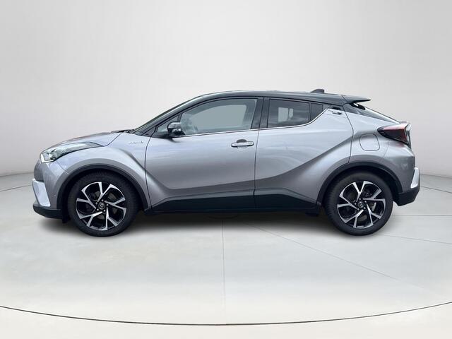 Toyota C-HR 1.8 Hybrid Bi-Tone Plus | Trekhaak | Lederen bekleding | JBL audio | LED koplampen |