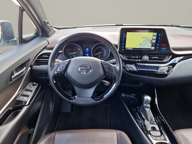 Toyota C-HR 1.8 Hybrid Executive Ultimate Trekhaak - NL Auto