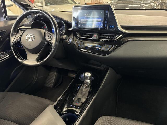 Toyota C-HR 1.8 Hybrid Style | Navi | Camera | Stoelverw. | Cruise | PDC V+A | Clima ( Vestiging - Nieuwegein )