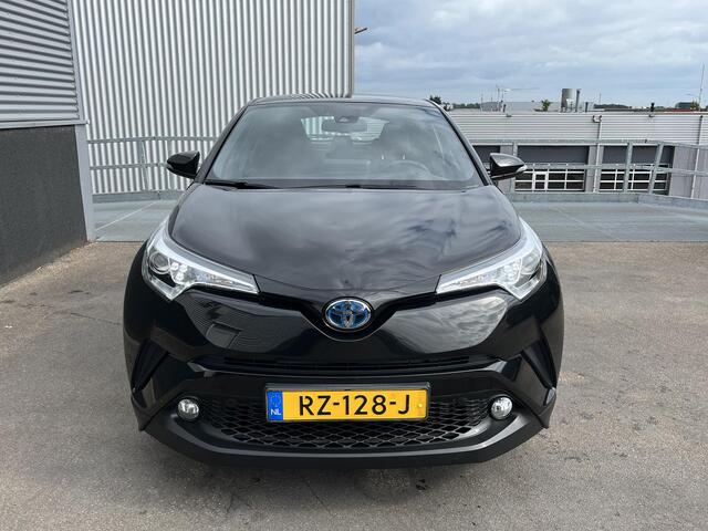 Toyota C-HR 1.8 Hybrid Dynamic Navigatie, Trekhaak, LM velgen, Adaptieve cruise control, Achteruitrijcamera, Smart Key