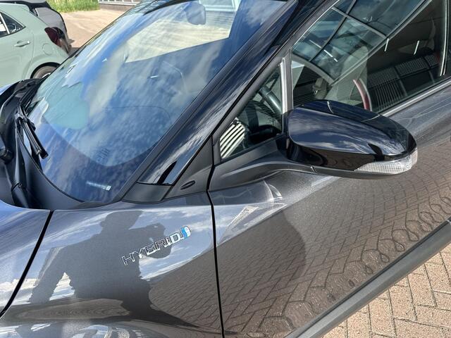 Toyota C-HR 1.8 Hybrid Bi-Tone Dealeronderhouden, Nette auto