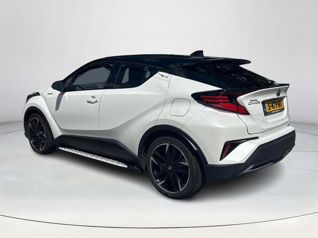 Toyota C-HR 2.0 Hybrid GR-Sport **STOEL EN STUURWIELVERWARMING/ ADAPTIEF CRUISE CONTROL/ DODEHOEK DETECTIE/ 36 MAANDEN GARANTIE**