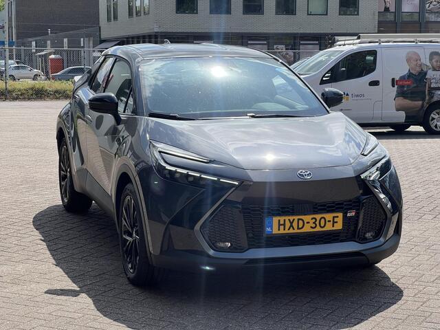 Toyota C-HR 2.0 Plug-in Hybrid 220 GR SPORT | NIEUW!