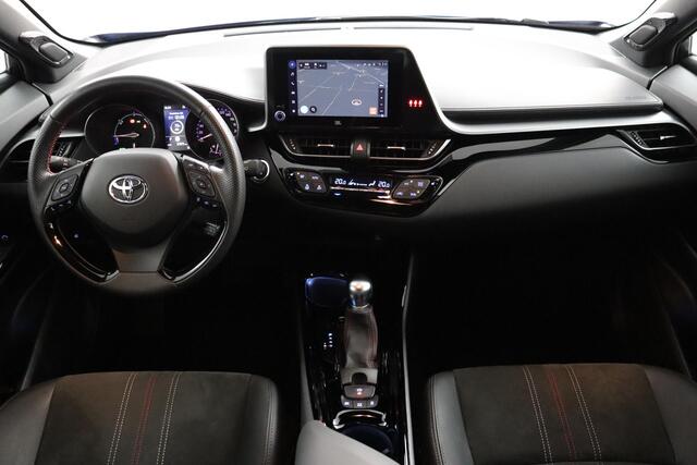 Toyota C-HR 2.0 Hybrid GR-Sport | Trekhaak | alcantara bekleding | Apple Carplay/Android Auto | JBL audio | Navigatie | Parkeersensoren | 4Seizoenenbanden |