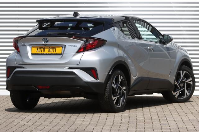 Toyota C-HR 1.8 Hybrid Team-D Style Bi-Tone / Navi / Carplay