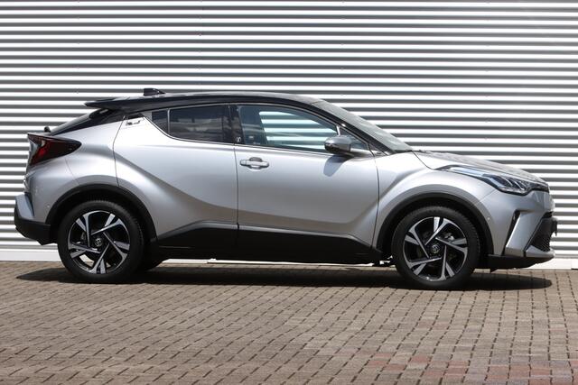 Toyota C-HR 1.8 Hybrid Team-D Style Bi-Tone / Navi / Carplay