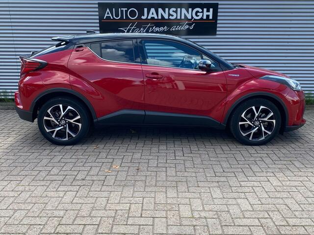 Toyota C-HR 1.8 Hybrid Dynamic BiTone met 19852Km!!!! Automaat | Climate | Cruise | PDC | Camera | LM Velgen | RIJKLAARPRIJS INCL 12 MAANDEN GARANTIE EN BEURT