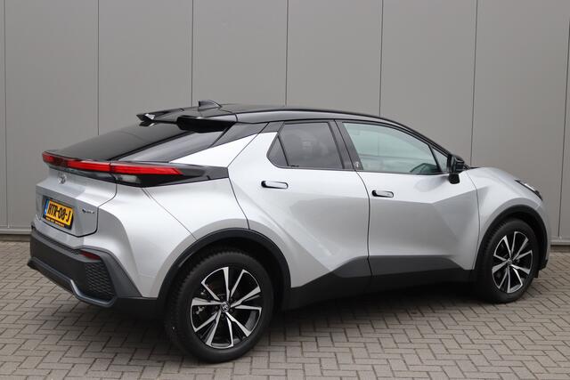 Toyota C-HR 1.8i 140PK Hybrid Dynamic Winter-pack/Elektr.-achterklep/Keyfree/Navigatie