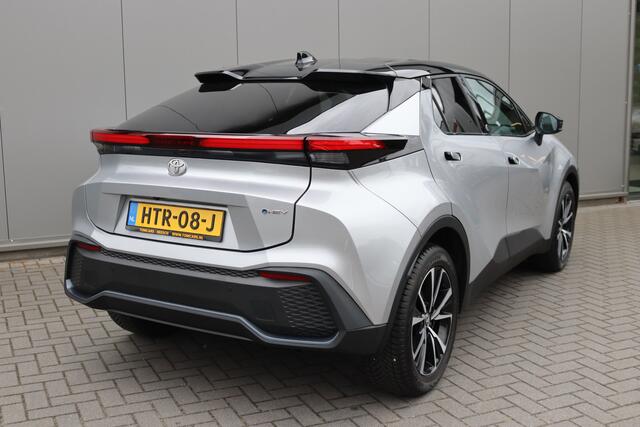 Toyota C-HR 1.8i 140PK Hybrid Dynamic Winter-pack/Elektr.-achterklep/Keyfree/Navigatie