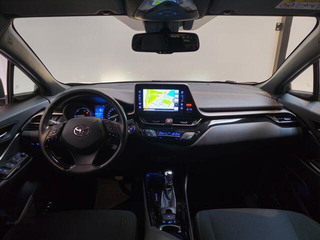 Toyota C-HR 1.8 Hybrid Energy - Stoelverwarming - Navi - Achteruitrijcamera