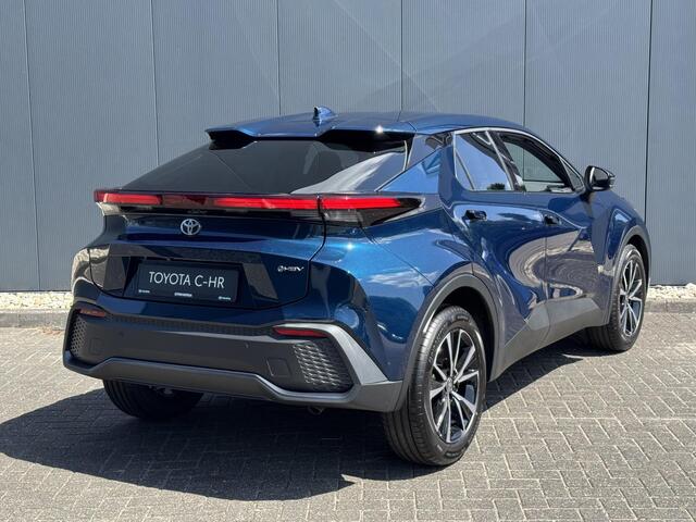Toyota C-HR 1.8 Hybrid 140 Dynamic | Nieuw op voorraad | LED | Carplay | Keyless | PDC V+A |