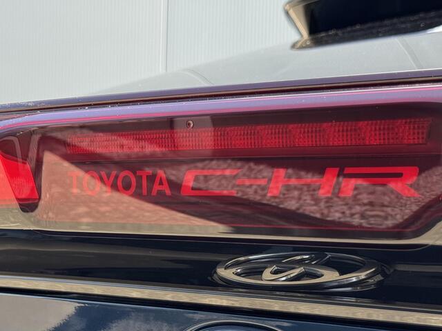 Toyota C-HR 1.8 Hybrid 140 Dynamic | Nieuw op voorraad | LED | Carplay | Keyless | PDC V+A |