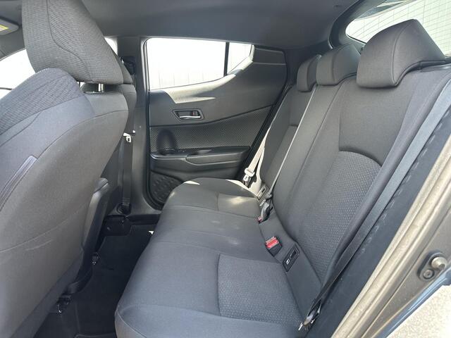 Toyota C-HR 1.8 Hybrid Active / Adaptieve Cruise Control / Navigatie / Airco Climate Control / Achteruitrijcamera