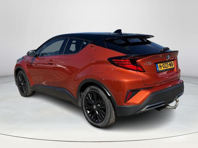Toyota C-HR 2.0 Hybrid Launch Edition **NAVIGATIE/ TREKHAAK/ DODEHOEK DETECTIE/ STOELVERWARMING/ 36 MAANDEN GARANTIE**