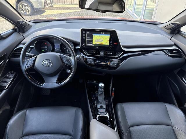 Toyota C-HR 2.0 Hybrid Launch Edition **NAVIGATIE/ TREKHAAK/ DODEHOEK DETECTIE/ STOELVERWARMING/ 36 MAANDEN GARANTIE**