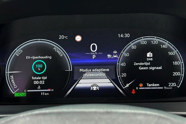 Toyota C-HR 1.8 Hybrid 140 Team-D Bi-Tone NIEUW