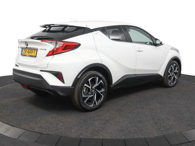 Toyota C-HR 1.8 Hybrid Dynamic | Adaptive Cruise Control | Airco | Achteruitrijcamera | Navigatie |
