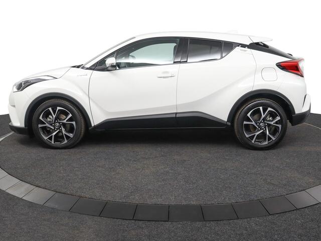 Toyota C-HR 1.8 Hybrid Dynamic | Adaptive Cruise Control | Airco | Achteruitrijcamera | Navigatie |
