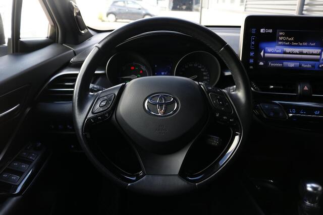 Toyota C-HR 1.8 Hybrid Black Edition Trekhaak Toyota C-HR 1.8 Hybrid Black Edition