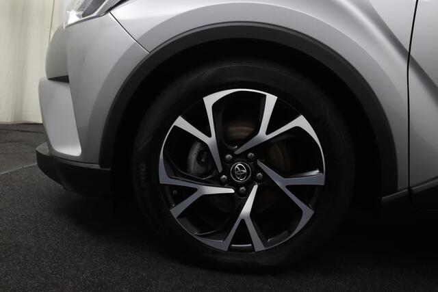 Toyota C-HR 1.8 Hybrid Active Rijklaar!!