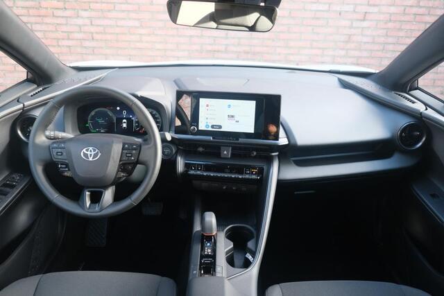 Toyota C-HR 1.8 Hybrid 140pk CVT Dynamic | App Connect | Climate | Adaptive Cruise | Keyless | Blind Spot | Camera | Winter Pakket