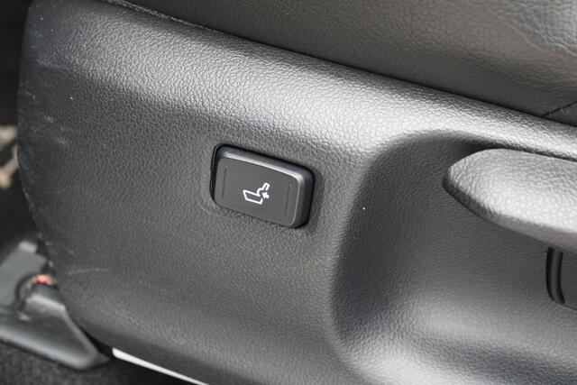 Toyota C-HR 1.8 Hybrid Black Edition - Navi - JBL - Cruise - Stoelverwarming - Blind Spot - Rijklaar