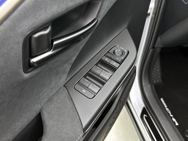 Toyota C-HR 1.8 Hybrid 140 Executive