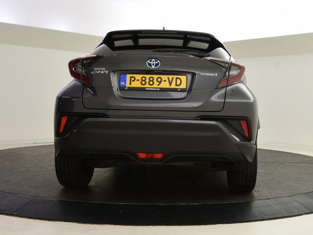Toyota C-HR 1.8 Hybrid Bi-Tone | PDC | BSM |