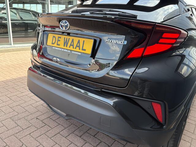 Toyota C-HR 1.8 Hybrid Executive LEDER/CAMERA/KEYLESS/CARPLAY/DODEHOEK/PDC