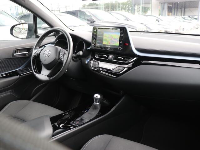 Toyota C-HR 2.0 Hybrid Business Plus I Trekhaak I Navi I Keyless