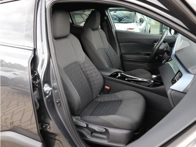 Toyota C-HR 2.0 Hybrid Business Plus I Trekhaak I Navi I Keyless