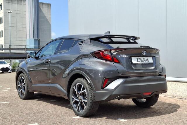 Toyota C-HR 1.8 Hybrid Dynamic Adaptieve cruise control, achteruitrij camera, keyless, navigatie Apple Carplay/Android Auto, parkeersensoren, automaat!